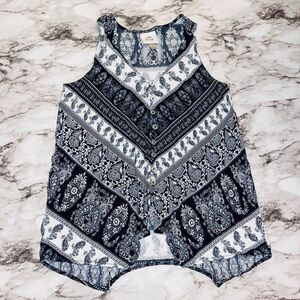 Knox Rose | Paisley Tank Top | Black & White | Women's | M